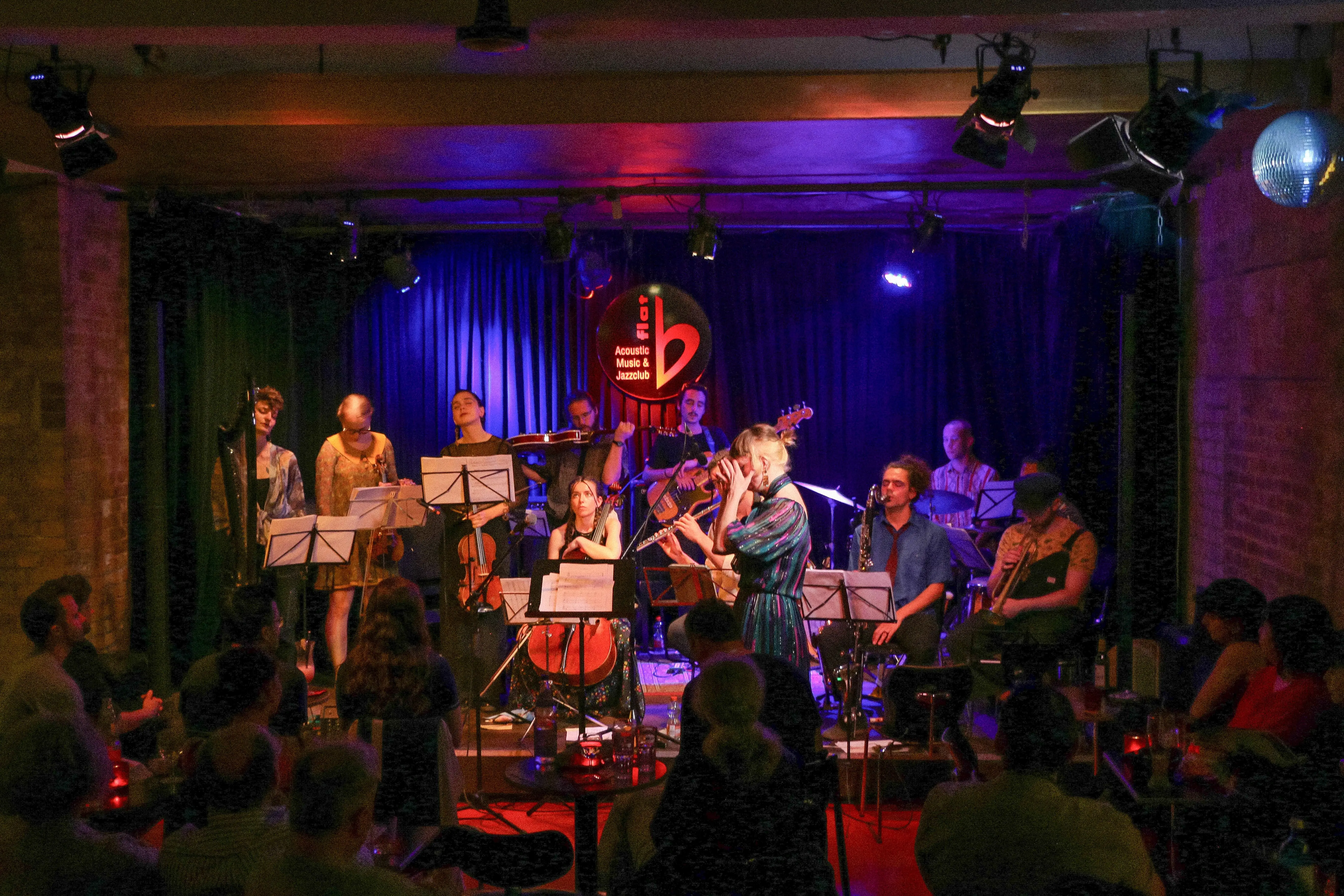 Credits - Deniz Derbent